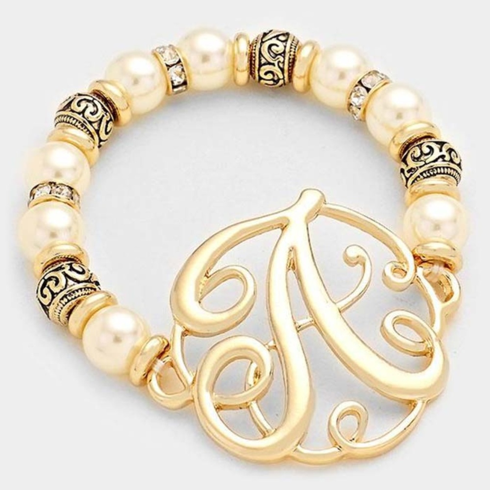 'A' MONOGRAM CHARM PEARL & FILIGREE STRETCH BRACE